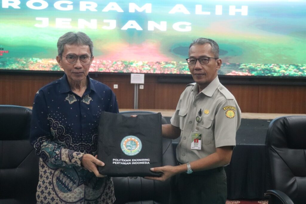 WhatsApp Image 2025-07-24 at 22.45.22