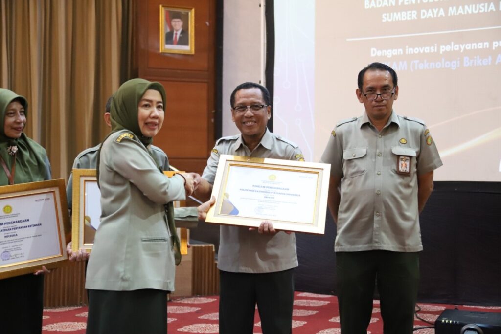 WhatsApp Image 2025-10-13 at 04.25.48